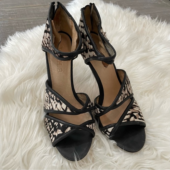 L.A.M.B. Waren Printed Calf Hair Leather Open Toe Strappy Heels - Picture 3 of 8